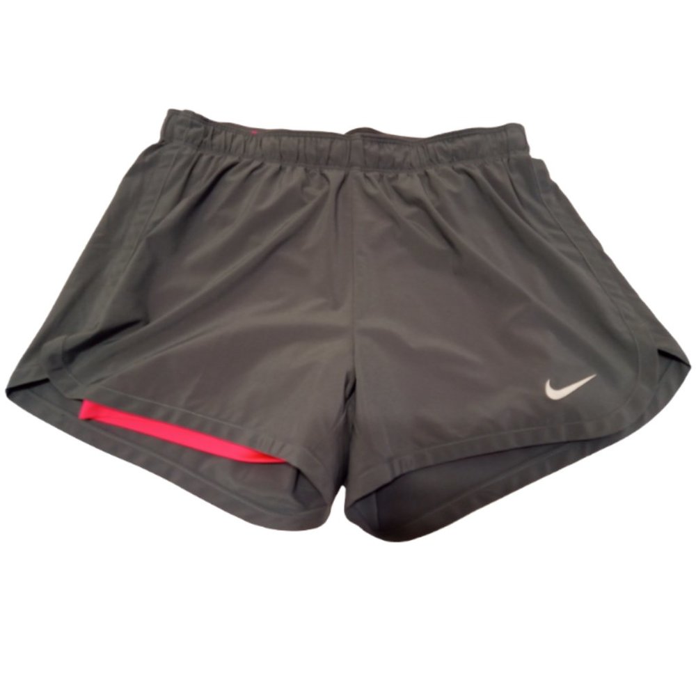 Nike  2 in 1 Athletic Running Shorts Dri Fit Grey with inner short Size M
